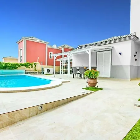 فيلة Playa De Fanabe Sleeps 6 With Pool Air Con And Wifi أذيخي