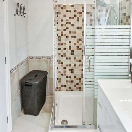 Playa De Fanabe Sleeps 6 With Pool Air Con And Wifi * أذيخي